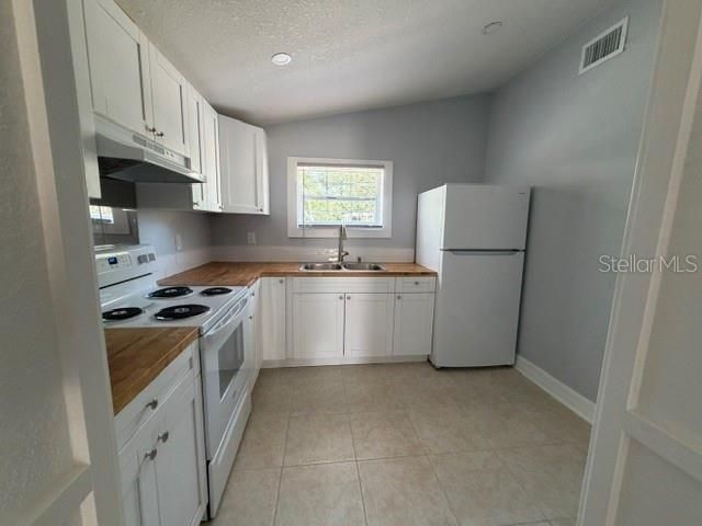 3411 E LAMBRIGHT STREET, Tampa, FL 33610