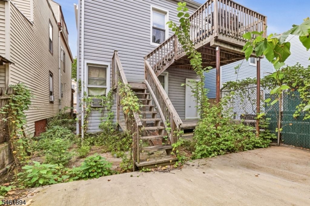 187 2Nd St, Newark City, NJ 07107 — photo 3
