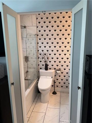 230 Linden 502, Long Beach, CA 90802