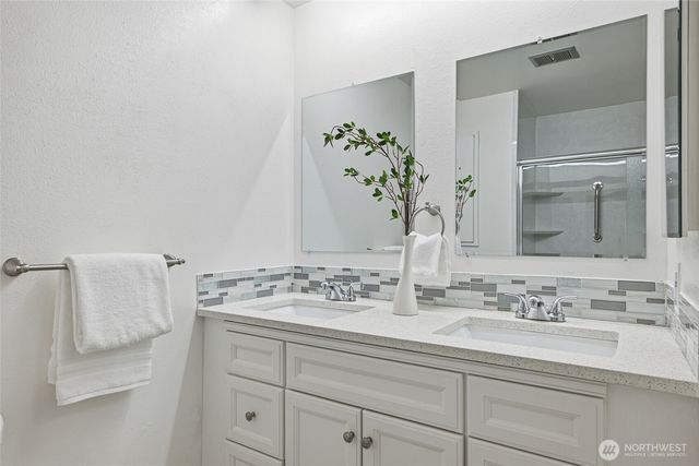 16117 131st Place SE, Renton, WA 98058