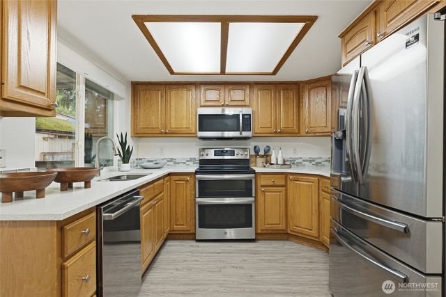 16117 131st Place SE, Renton, WA 98058