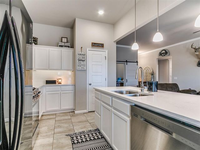 1760 Gladington Court, Newcastle, OK 73065