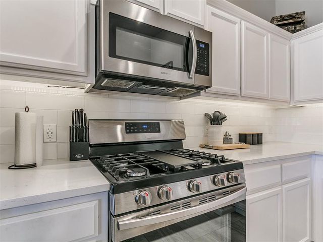 1760 Gladington Court, Newcastle, OK 73065