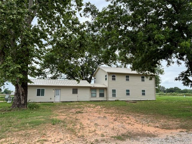 34 S Mount Calvary Road, Hendrix, OK 74741