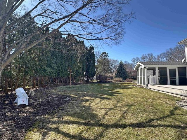 106 Apache Drive, Janesville, WI 53545