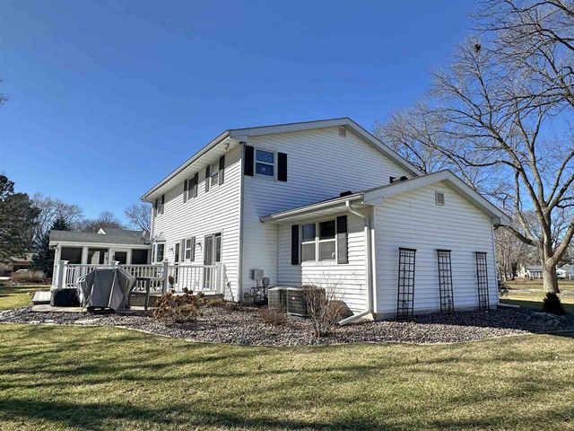 106 Apache Drive, Janesville, WI 53545