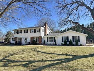 106 Apache Drive, Janesville, WI 53545