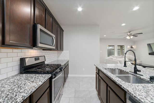 7530 Flintrock Hollow Trail, Richmond, TX 77407