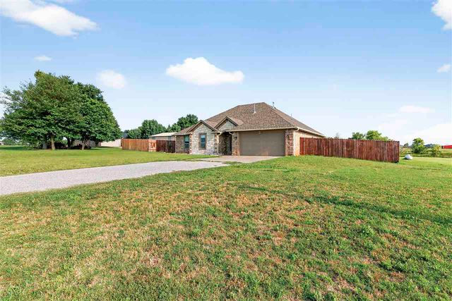 5901 NE Watts Rd, Elgin, OK 73538