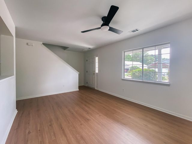 2484 Melville Road, North Charleston, SC 29406
