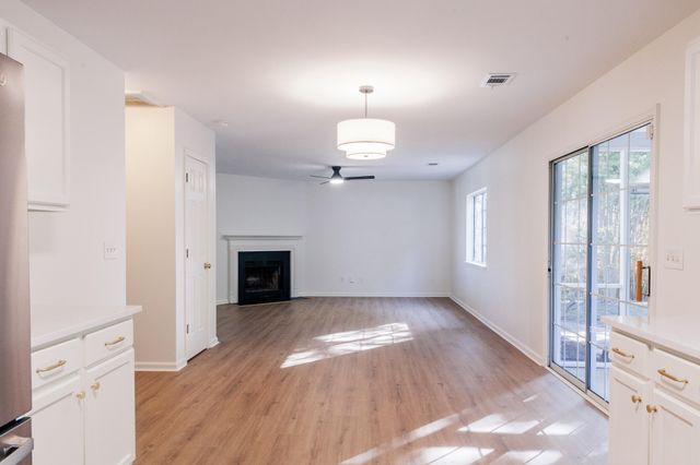 2484 Melville Road, North Charleston, SC 29406