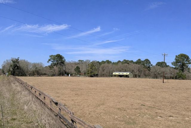 5760 North Fm 1486, Montgomery, TX 77356