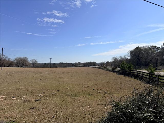 5760 North Fm 1486, Montgomery, TX 77356