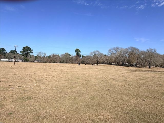 5760 North Fm 1486, Montgomery, TX 77356