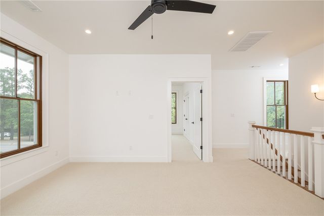 1738 W Markham Road, Fayetteville, AR 72701
