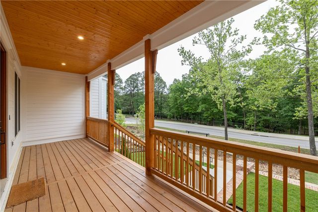 1738 W Markham Road, Fayetteville, AR 72701