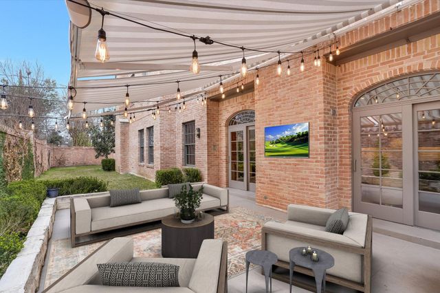 3705 Gilbert ST B, Austin, TX 78703