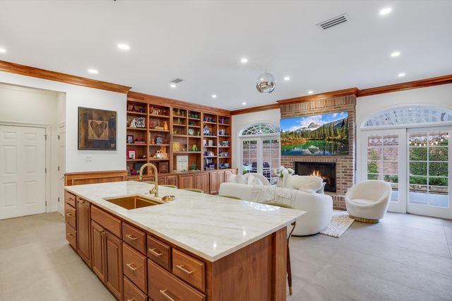 3705 Gilbert ST B, Austin, TX 78703