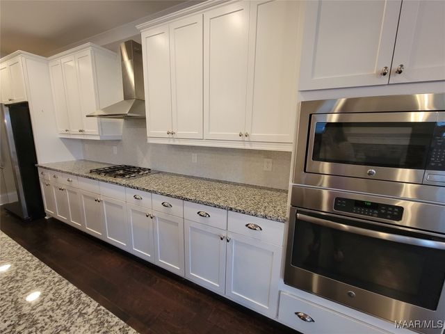 71 Honey Crisp Lane, Pike Road, AL 36064