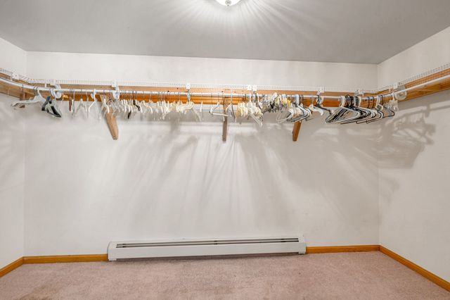 126 Montaup Ave, Dracut, MA 01826