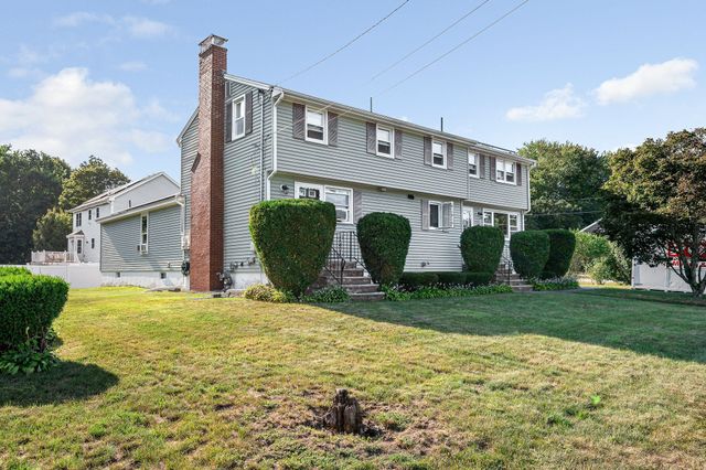 126 Montaup Ave, Dracut, MA 01826