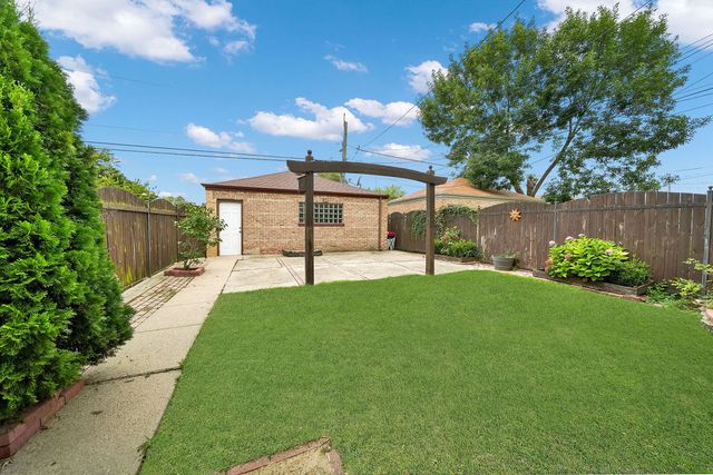5758 S Kostner Avenue 1, Chicago, IL 60629