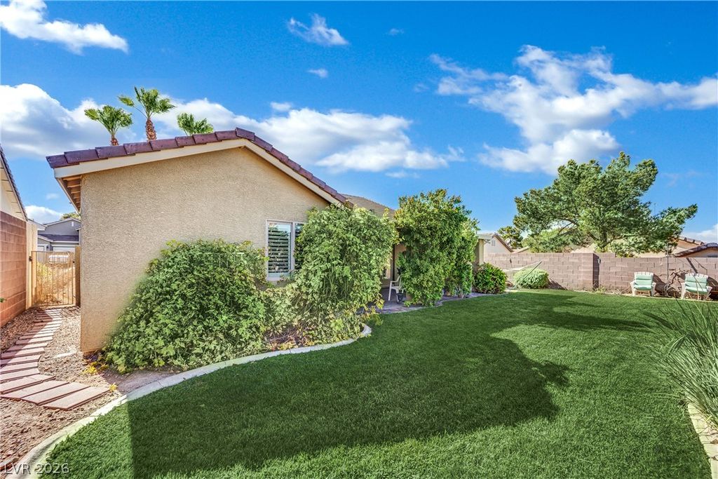22 Silica Sand Street, Henderson, NV 89012 — photo 5