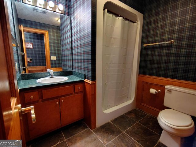 118 Crescent Drive, Newnan, GA 30265