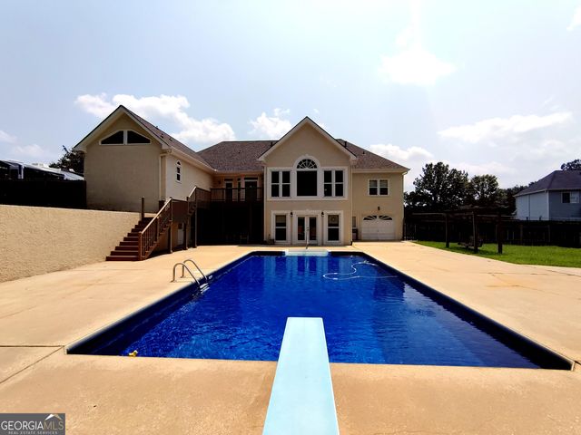 118 Crescent Drive, Newnan, GA 30265