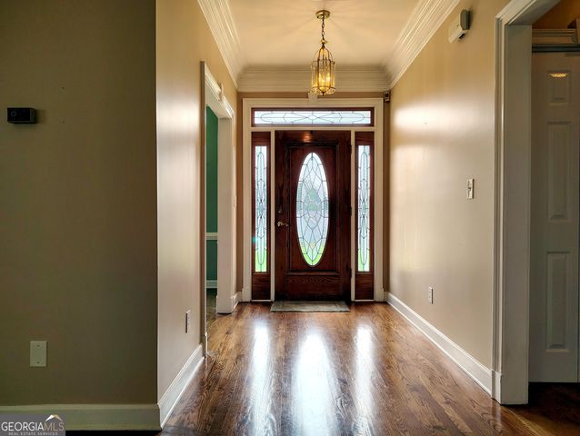 118 Crescent Drive, Newnan, GA 30265