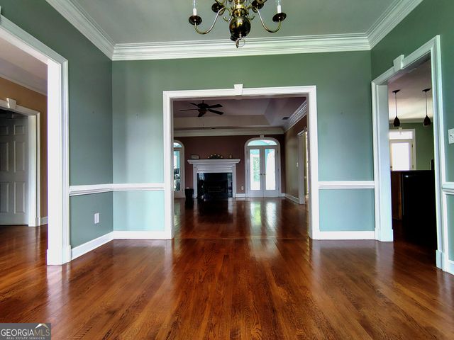 118 Crescent Drive, Newnan, GA 30265