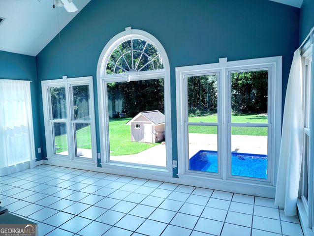 118 Crescent Drive, Newnan, GA 30265