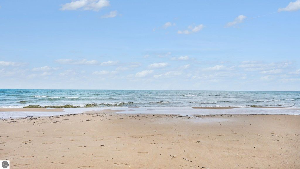 Image 29 of property listing at 509 Huron Hills Drive, East Tawas, MI 48730