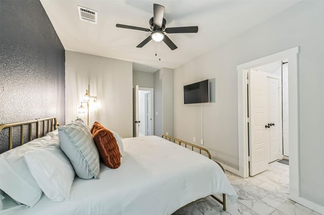 16518 Eastchase, Montgomery, TX 77316