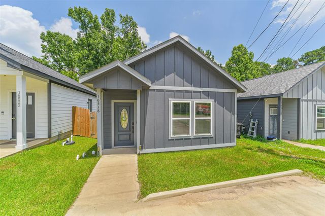 16518 Eastchase, Montgomery, TX 77316
