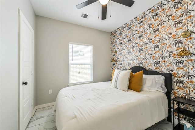 16518 Eastchase, Montgomery, TX 77316