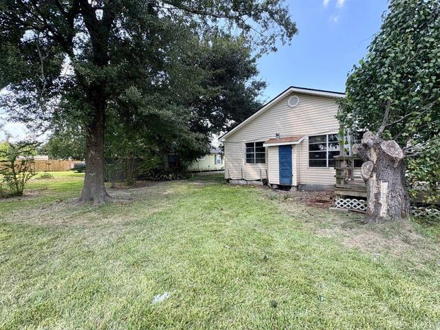 321 W Lagrange Street, Lake Charles, LA 70605