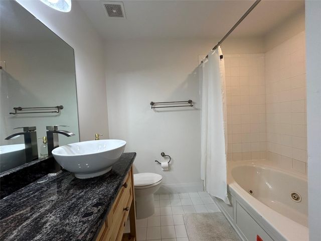 1043 Kokomo Key Lane, Delray Beach, FL 33483