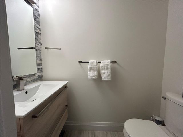 1043 Kokomo Key Lane, Delray Beach, FL 33483