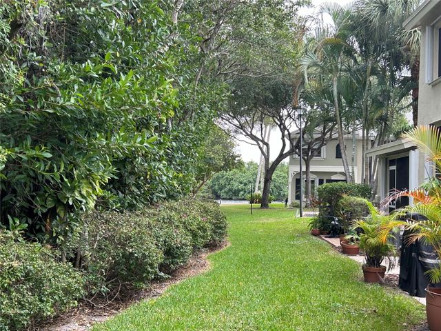 1043 Kokomo Key Lane, Delray Beach, FL 33483