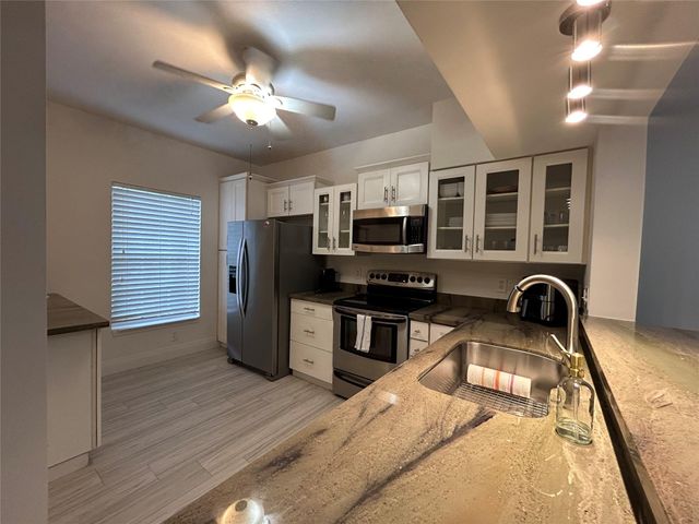 1043 Kokomo Key Lane, Delray Beach, FL 33483