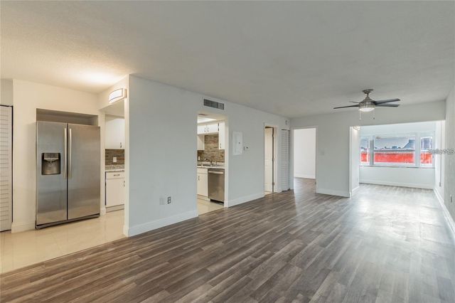 6100 12TH STREET S 315, St Petersburg, FL 33705