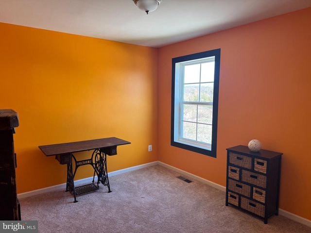 96 CHESTERFIELD RD, East Berlin, PA 17316