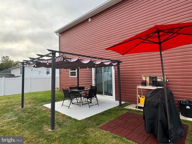 96 CHESTERFIELD RD, East Berlin, PA 17316