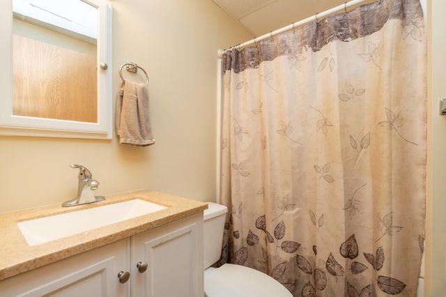 433 Braeburn Drive, Shakopee, MN 55379