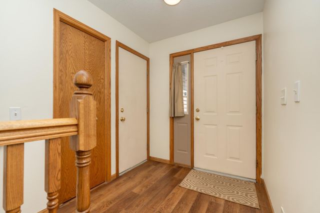 433 Braeburn Drive, Shakopee, MN 55379