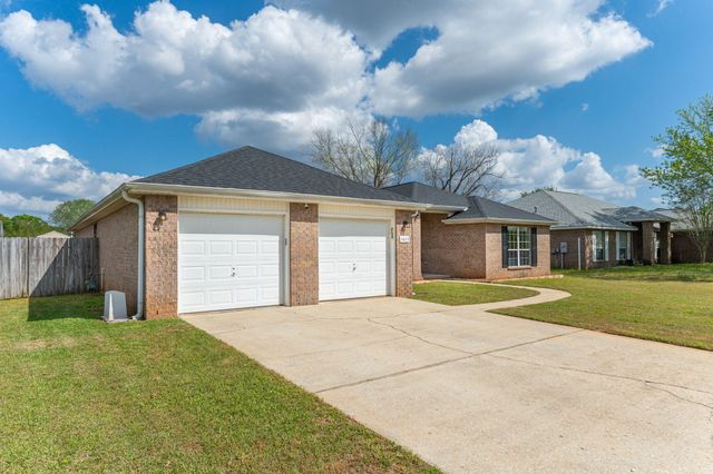 5632 N North Brook Drive, Crestview, FL 32539