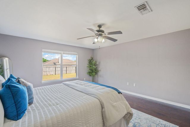 5632 N North Brook Drive, Crestview, FL 32539