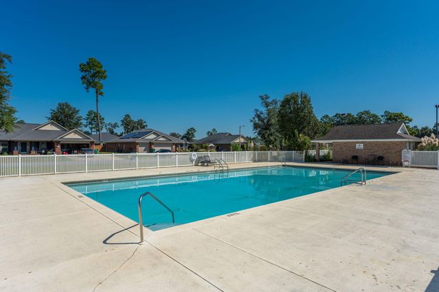 5632 N North Brook Drive, Crestview, FL 32539