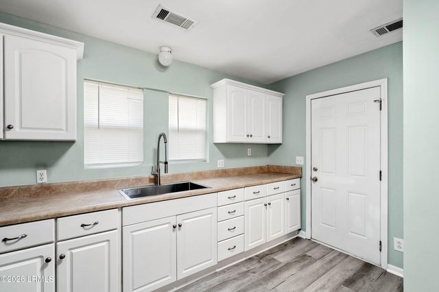 2813 4th Street, Beaufort, SC 29902